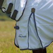 Ekzem- & Fliegendecke Highlander Plus Weiß/Grau Ekzem- & Fliegendecke Highlander Plus Weiß/Grau
